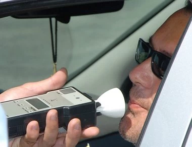 Πώς μπορείς να βρεθείς θετικός σε αλκοτέστ χωρίς να έχεις πιει αλκοόλ